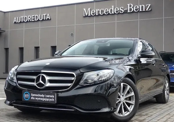 mercedes benz klasa e Mercedes-Benz Klasa E cena 119900 przebieg: 91465, rok produkcji 2017 z Pakość